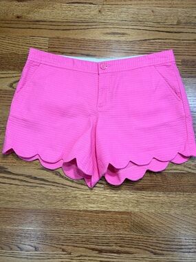 Lilly Pulitzer 5" Pink Scalloped Hem Buttercup Mid-Rise Short